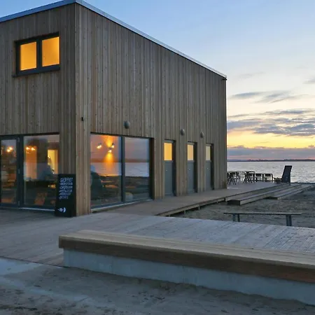 Feriehus Amazing Home In Lembruchduemmer See With Sauna Lembruch