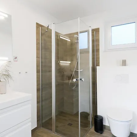 Front In Lembruchduemmer Dom wakacyjny *