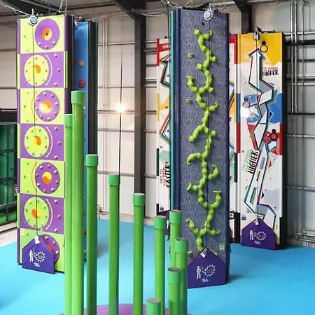 Front In Lembruchduemmer 렘부르흐